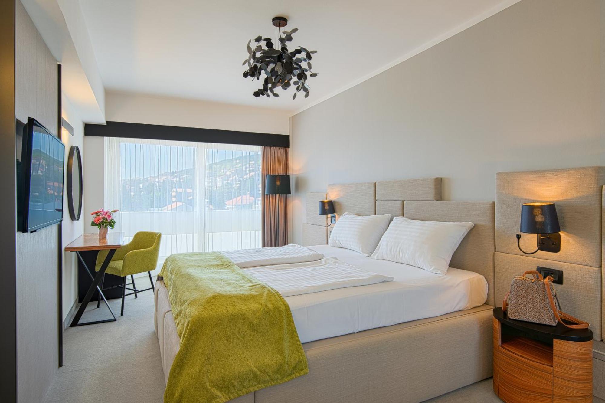 Hotel Omorika Crikvenica Εξωτερικό φωτογραφία